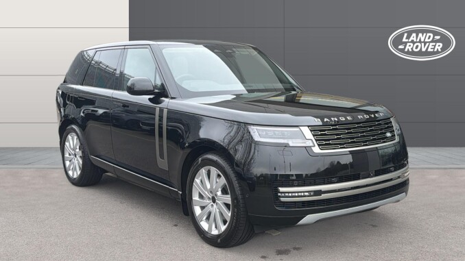 Land Rover Range Rover 3.0 P460e SE 4dr Auto Estate - Image 1